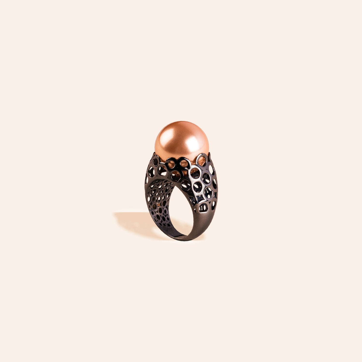 NOIR AURELIA PEARL RING
