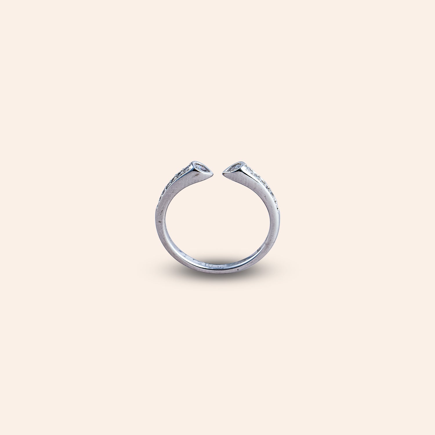 ORIA ASTRAEA GLACE RING