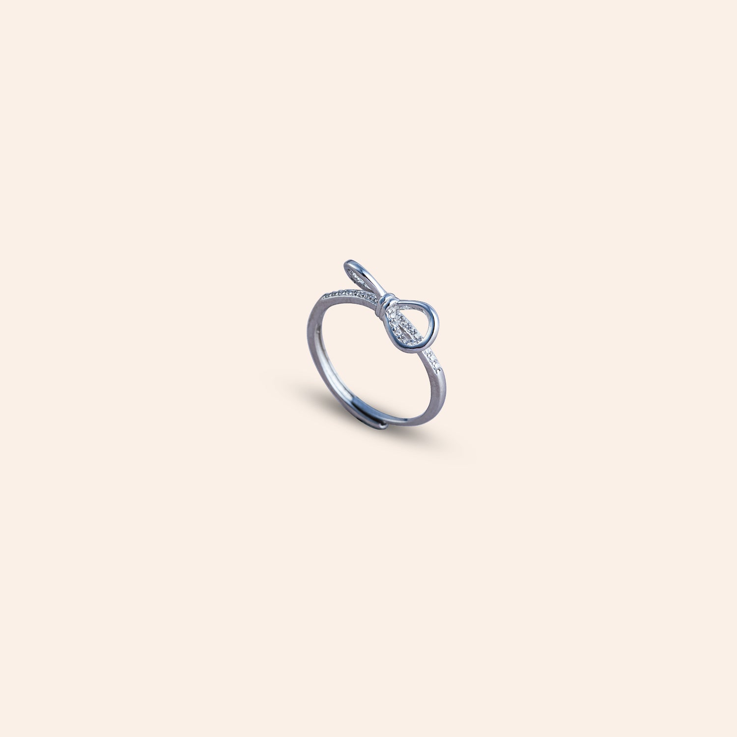 ORIA CELESTE BOW RING