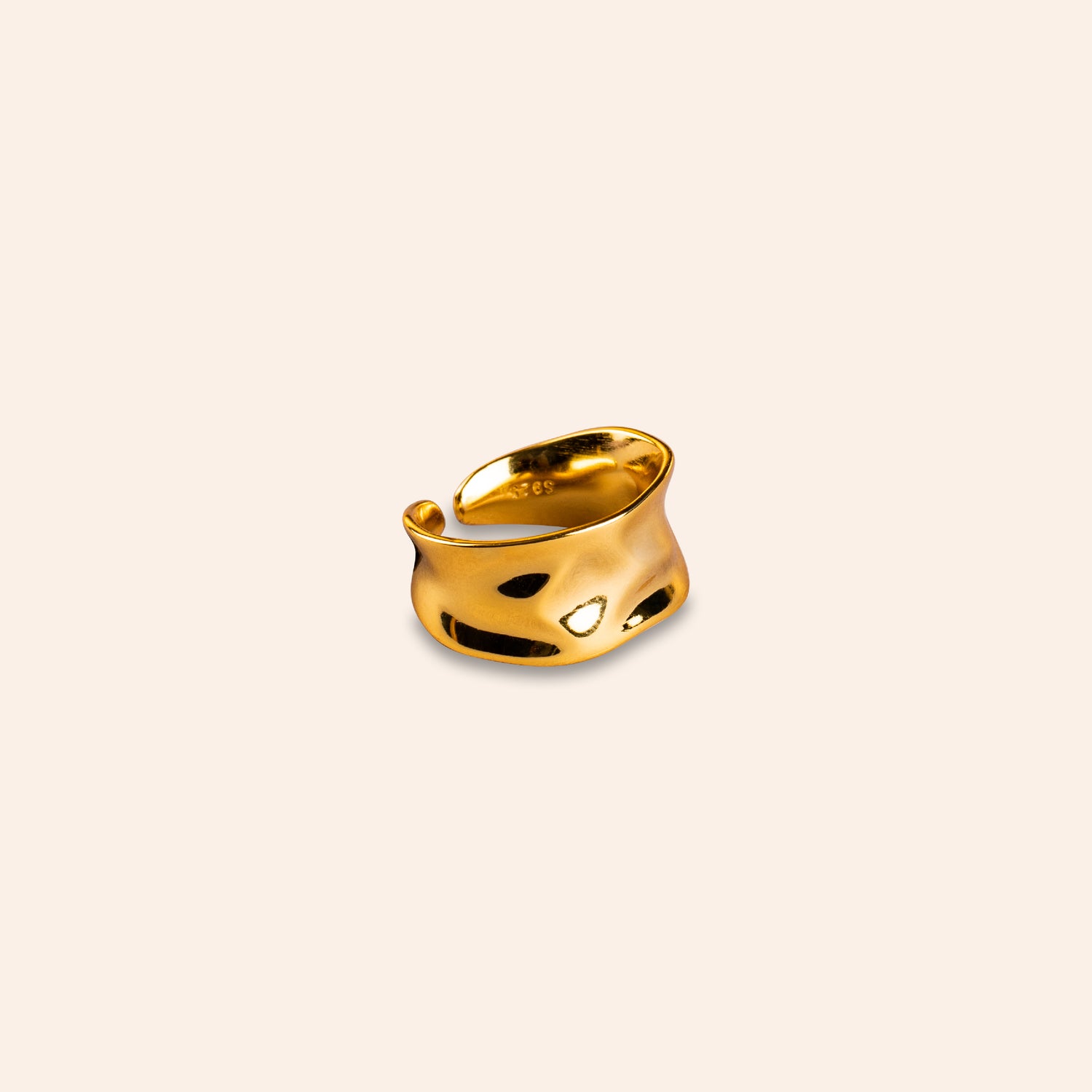 ORIA MOLTEN FLOW RING