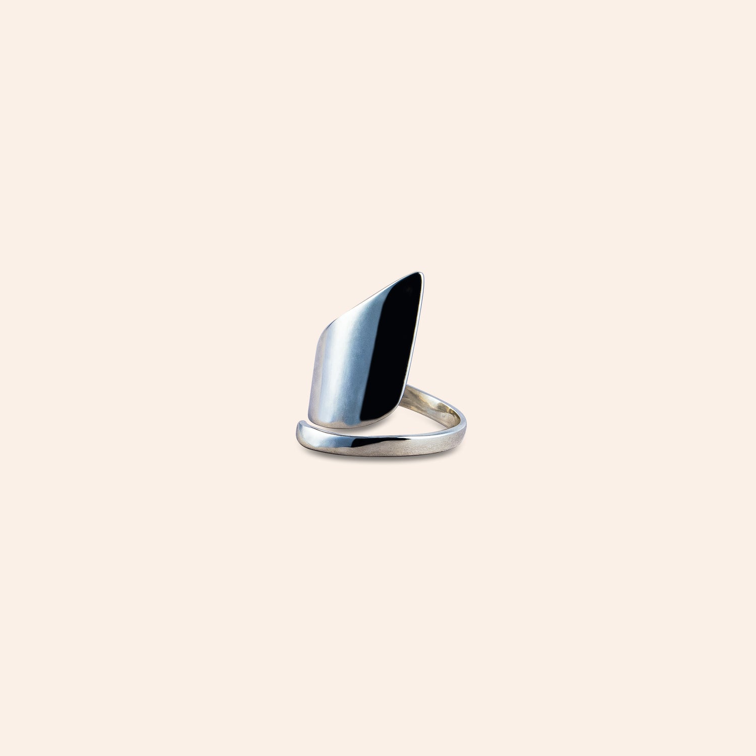 ORIA AERO CREST RING