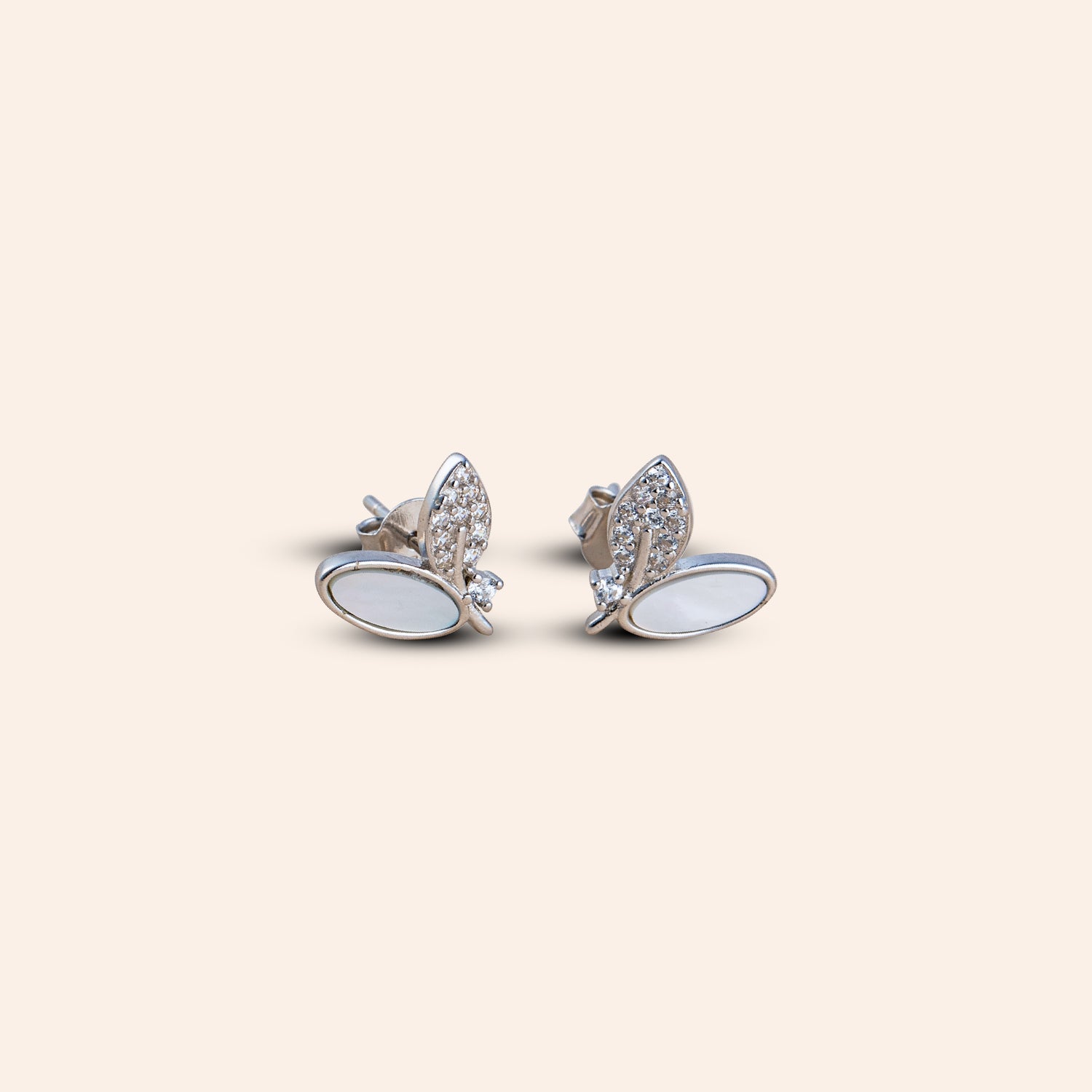 ÉLIA WING STUDS